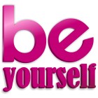 Be yourself - napis dekoracyjny na ścianę 3d